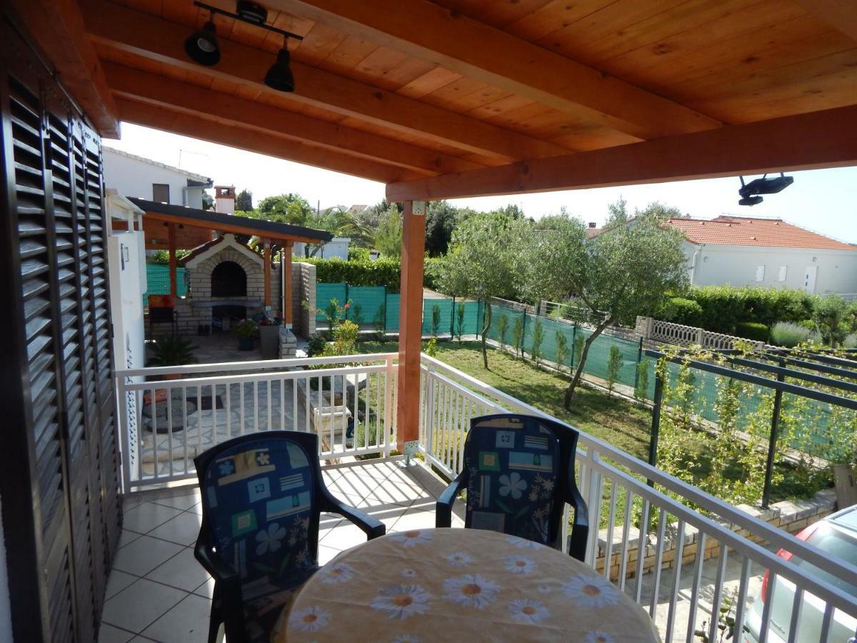 Apartman Duje Петрчане Екстер'єр фото