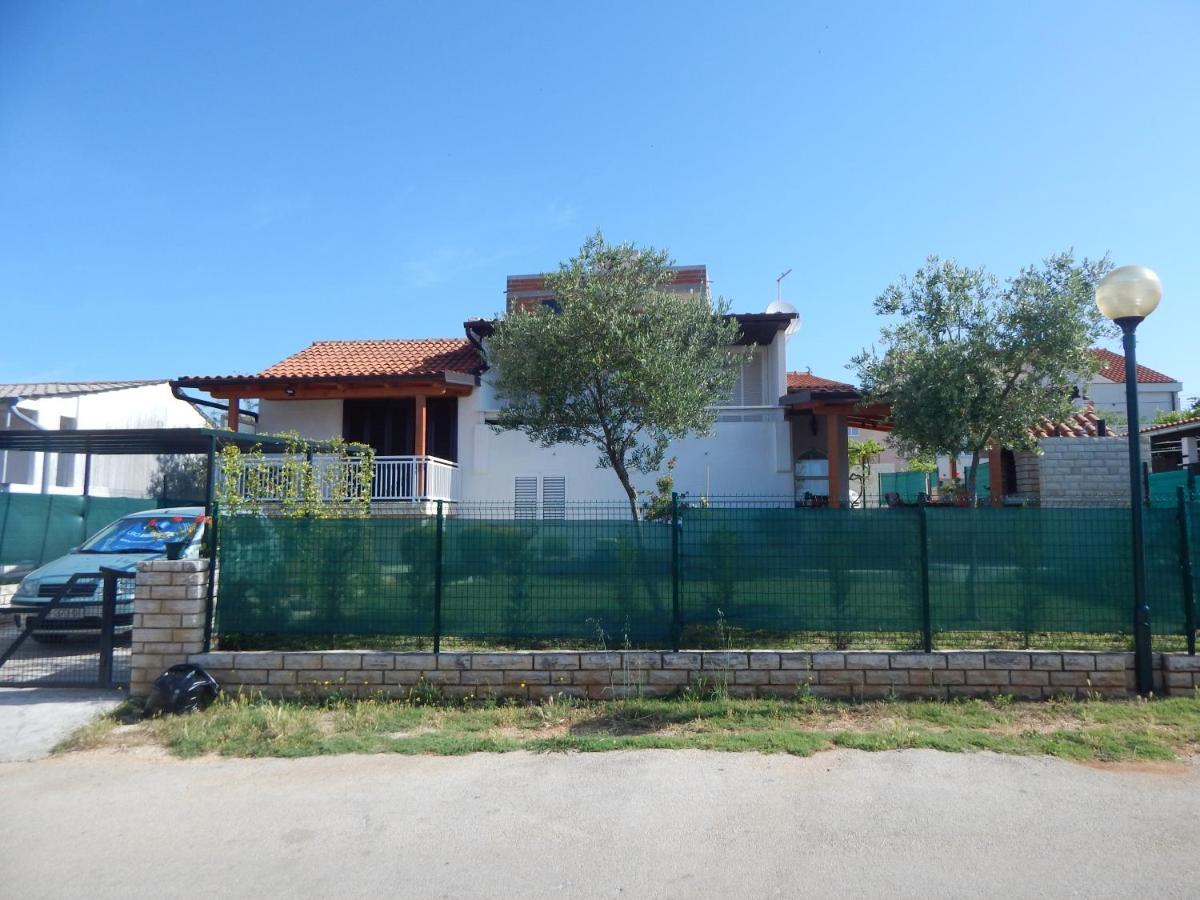 Apartman Duje Петрчане Екстер'єр фото